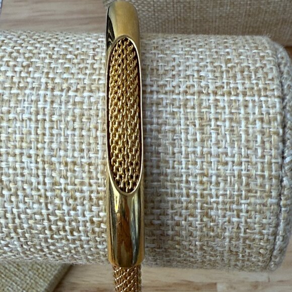 Vintage Avon Gold Tone Mesh Bracelet Size 6 Elegant Design - Picture 7 of 10